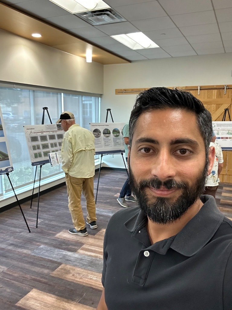 Man selfie at a presentation event